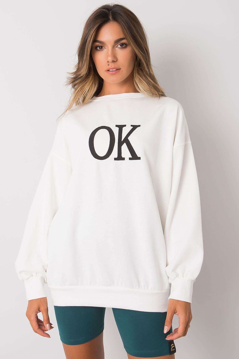 Sweatshirt model 160846